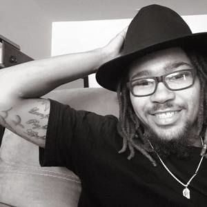 Meet your Posher, Avery